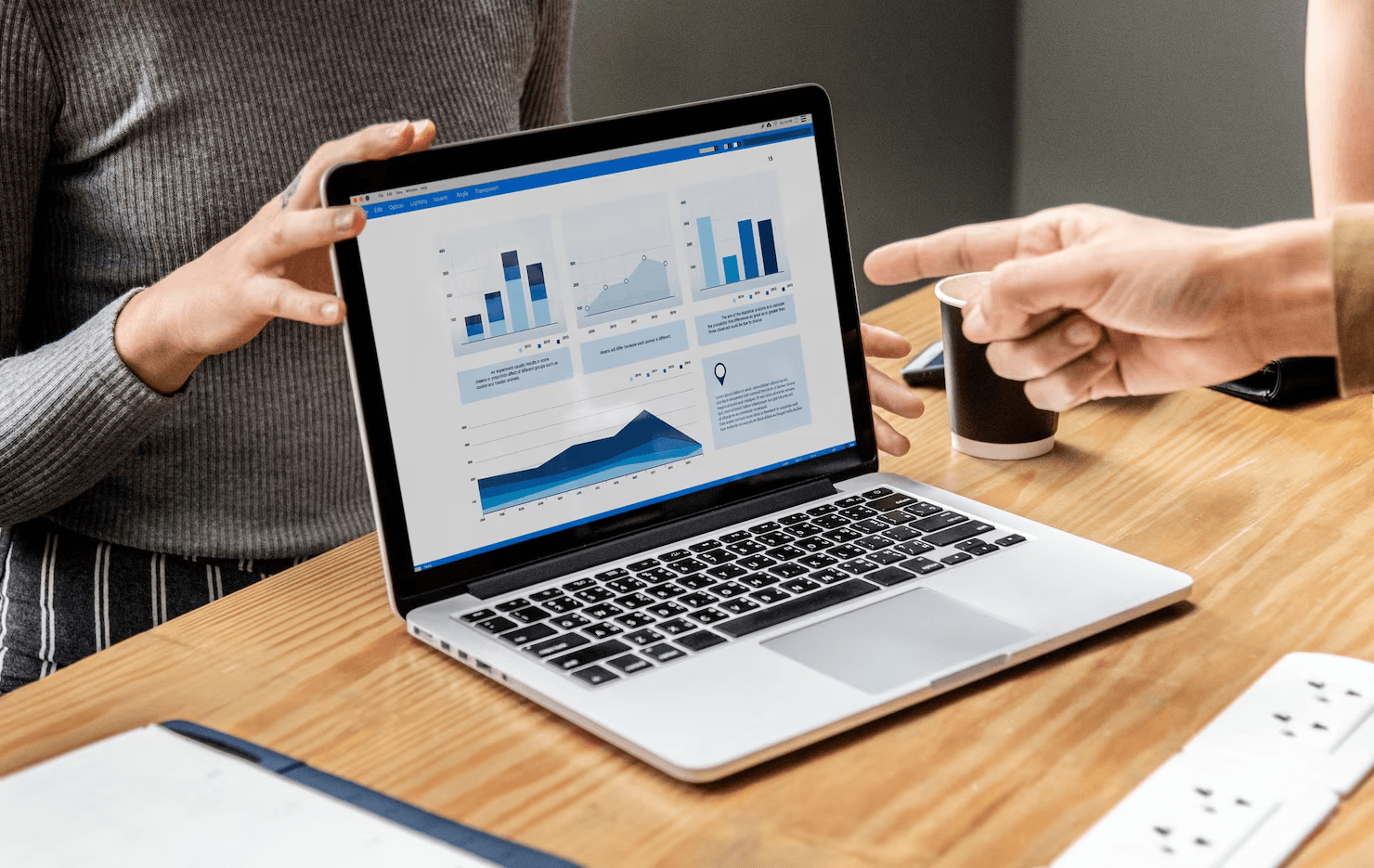 3-Bucket System vs 60/40 portfolio performance comparison